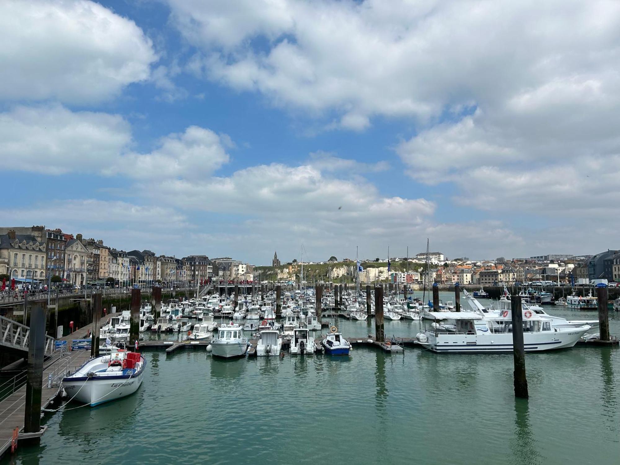 Le Dieppe Harbour - Ideal Loisirs Et Teletravail Apartment Exterior photo